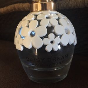 Marc Jacobs daisy dream small bottle of perfume ✨